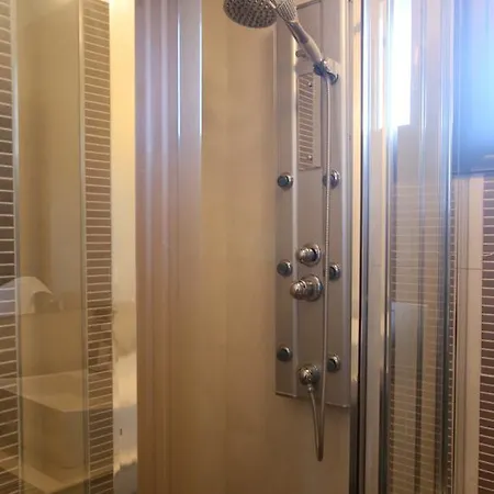 Sunny Sani Luxury * باراليا ساني
