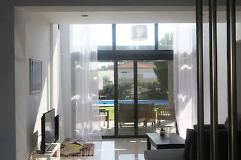 فيلة Sunny Sani Luxury باراليا ساني