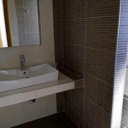 Sunny Sani Luxury *