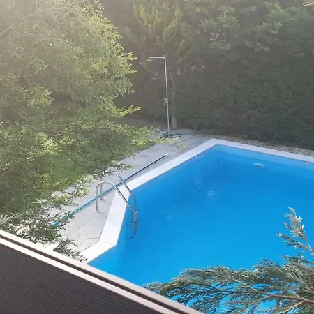 Sunny Sani Luxury Vilă